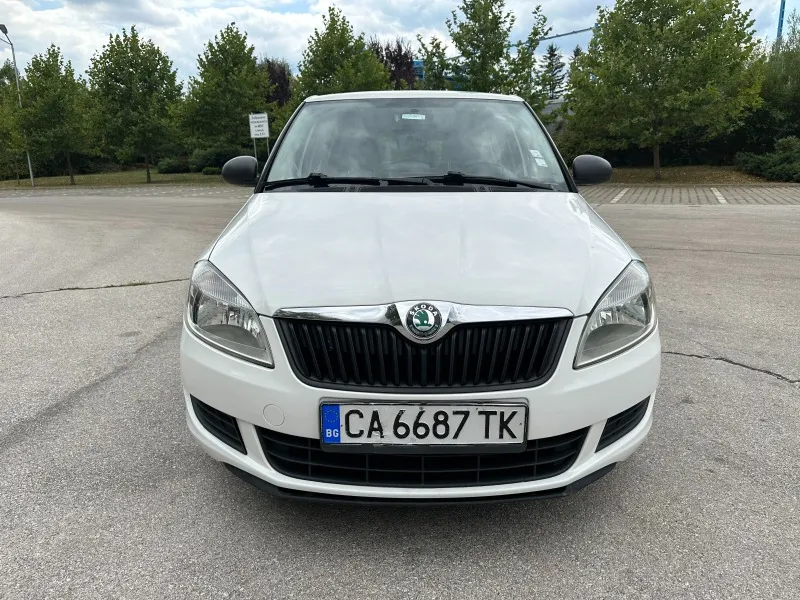 Skoda Fabia 1.6TDI 90кс 2012г Image 8