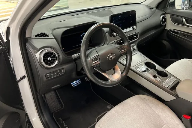 Hyundai Kona electric 64 kWh 204 hv Style * LED / Navi / Kre Image 7