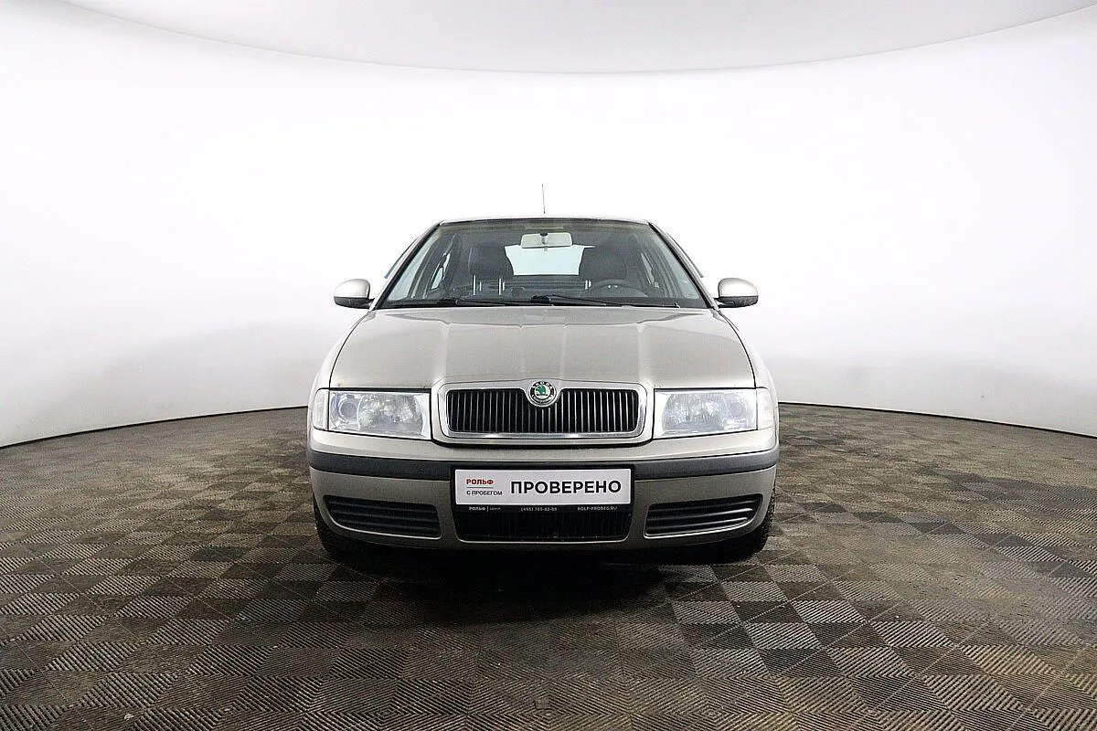 Skoda Octavia Image 2